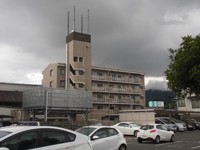 【福山市草戸町のマンションの駐車場】