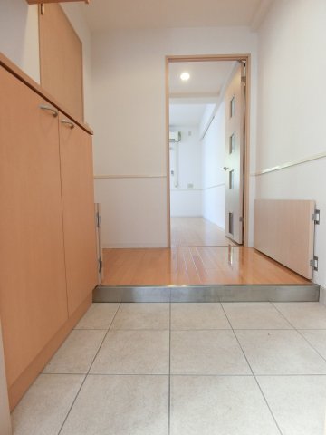 玄関　詳細は、RISUMO江坂本店→06-6155-7137まで♪