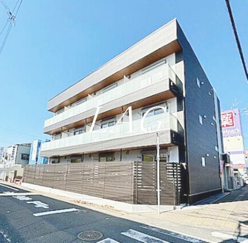 【福生市加美平のアパートの建物外観】