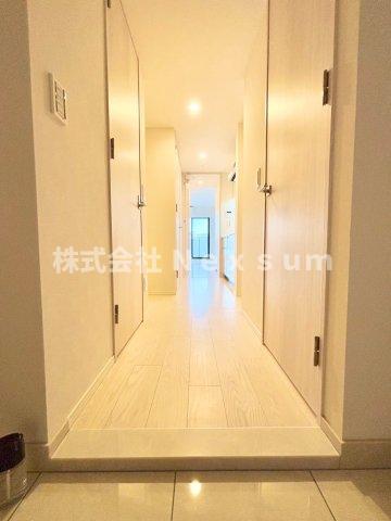 玄関　落ち着いた玄関です