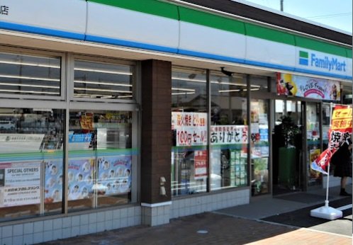 コンビニ　ファミリーマート　焼津石津店（コンビニ）まで458m