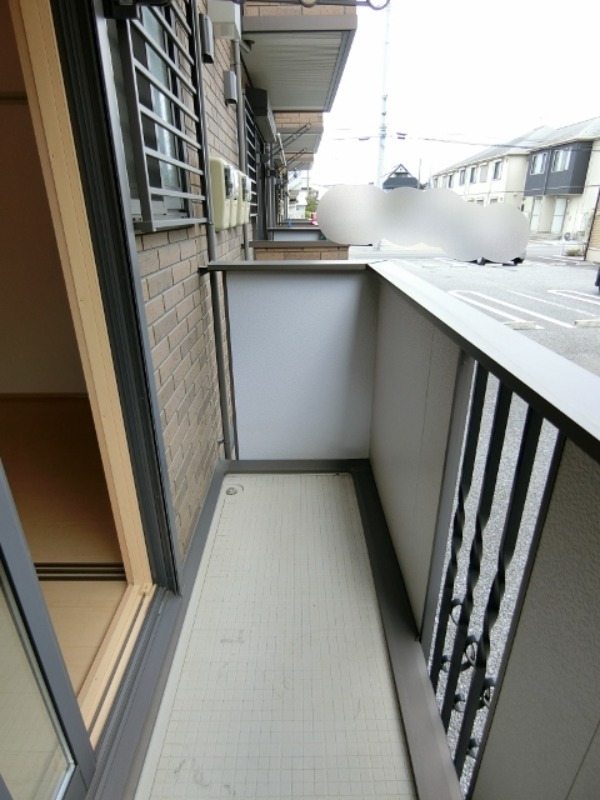 バルコニー　図面と現状に相違がある場合には現状を優先