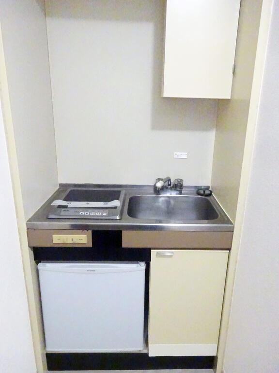 キッチン　ミニ冷蔵庫付き