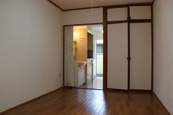 居室・リビング　※別部屋の写真です