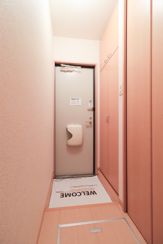 玄関　図面と現状に相違がある場合には現状を優先