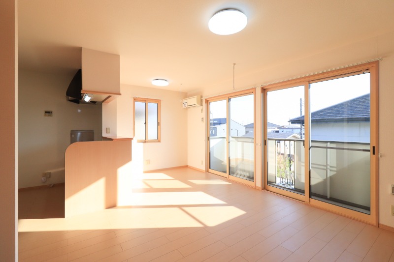 居室・リビング　図面と現状に相違がある場合には現状を優先