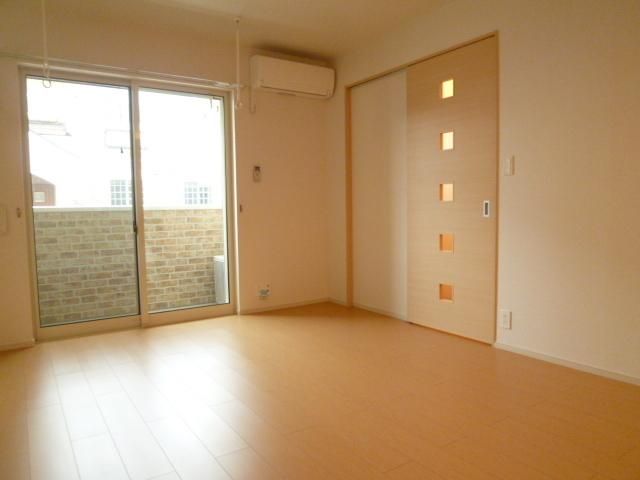 居室・リビング　★南向きで明るいリビング★