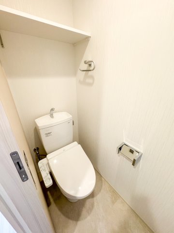 トイレ　清潔感があるトイレです。入るとホッとする、そんな空間。