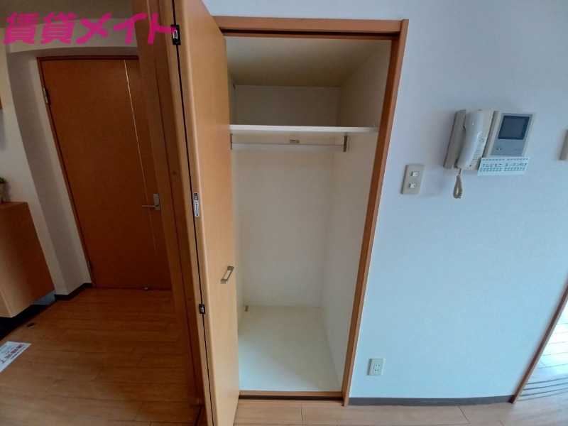 収納　同物件別部屋参考写真です。