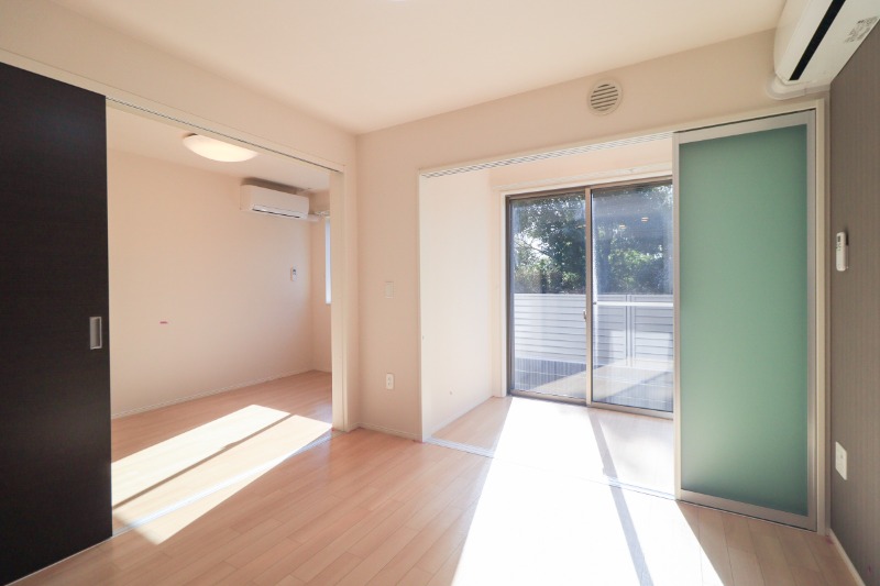 居室・リビング　図面と現状に相違がある場合には現状を優先