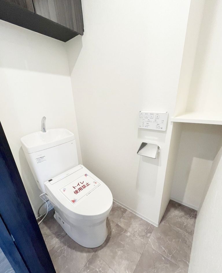 トイレ　別部屋参考画像