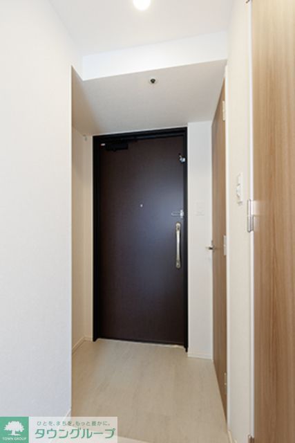 玄関　※写真は同タイプ住戸です。