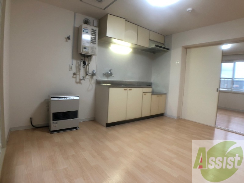 居室・リビング　広くてキレイなお部屋が広がっていて、充実した生活が送れそう。