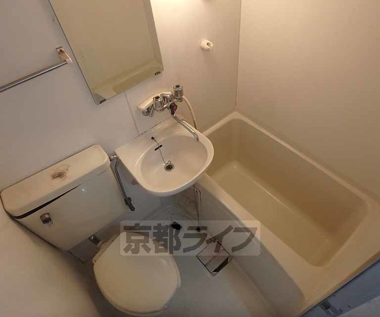 阪急京都線 桂駅 徒歩38分 3階建 築38年の風呂写真