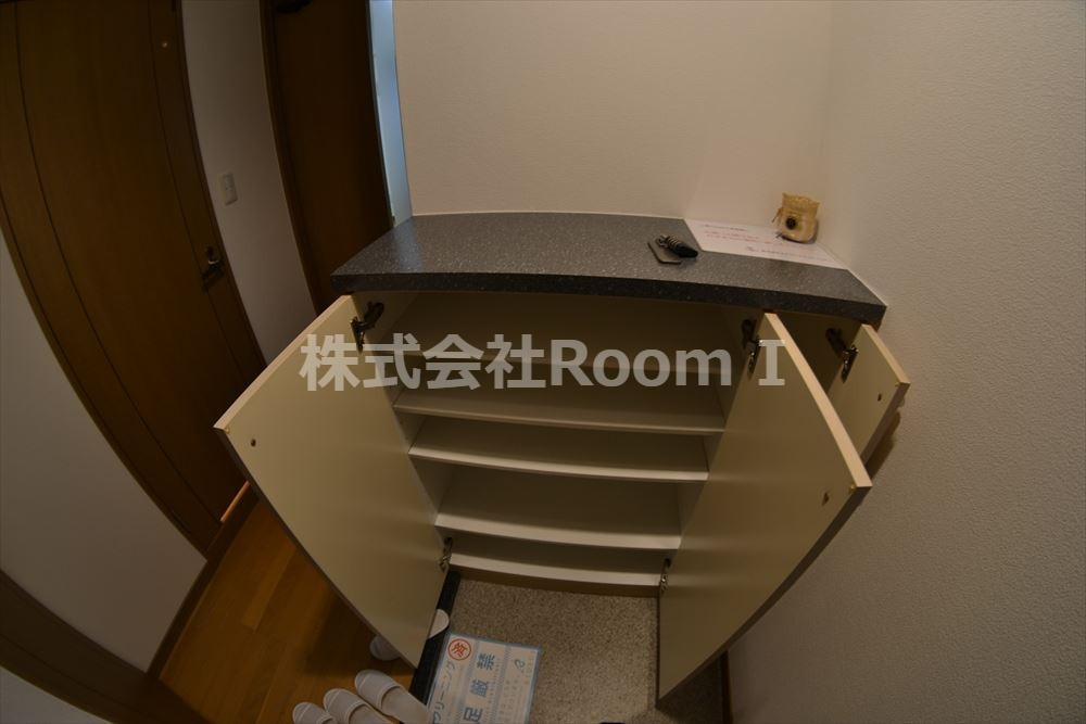 玄関　毎日通る玄関はこちらです