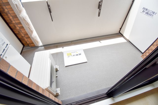 バルコニー　明るいバルコニーです