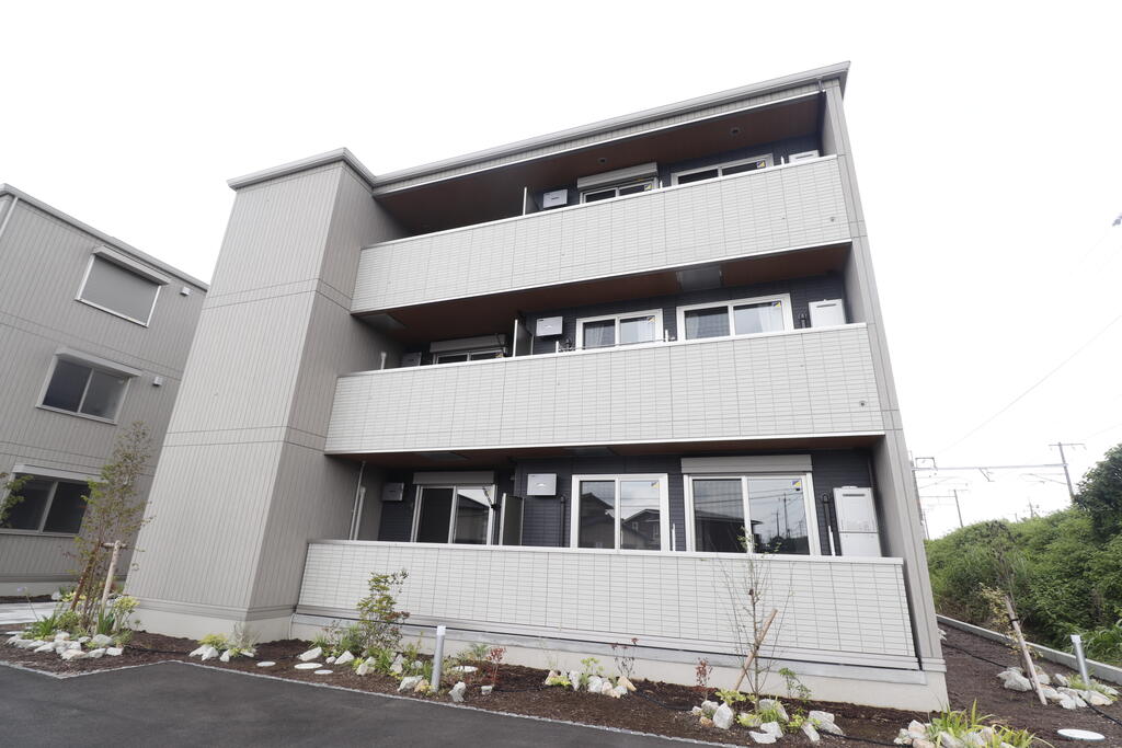 建物外観　西阿知の新築2LDK物件♪