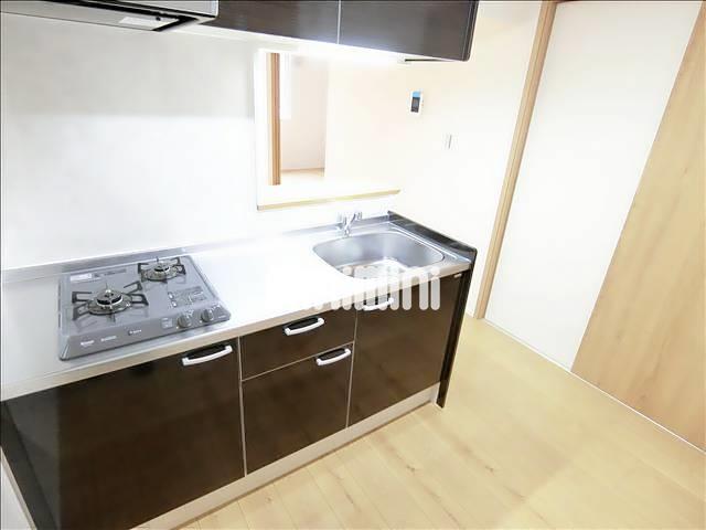 その他設備　システムキッチンコンロ２口付きです。