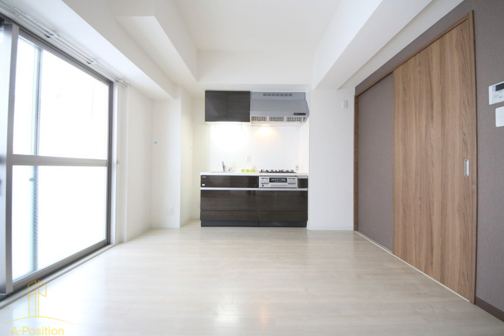 居室・リビング　ポローニア立花通り