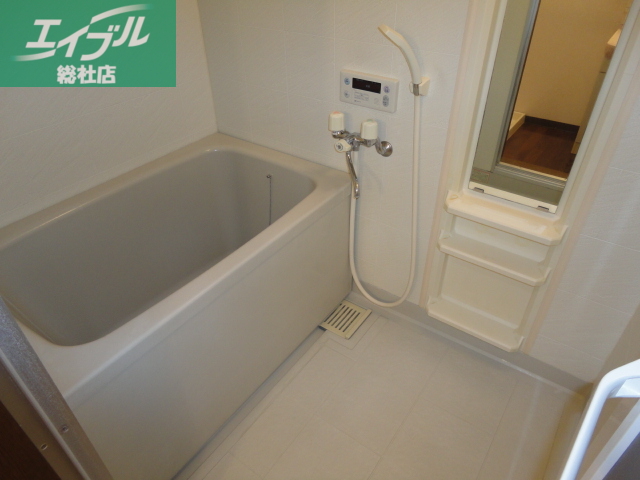 バス・シャワールーム　バス