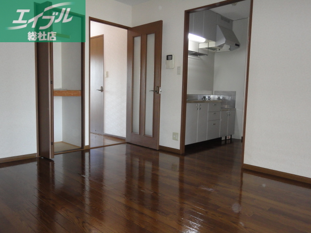 居室・リビング　リビング