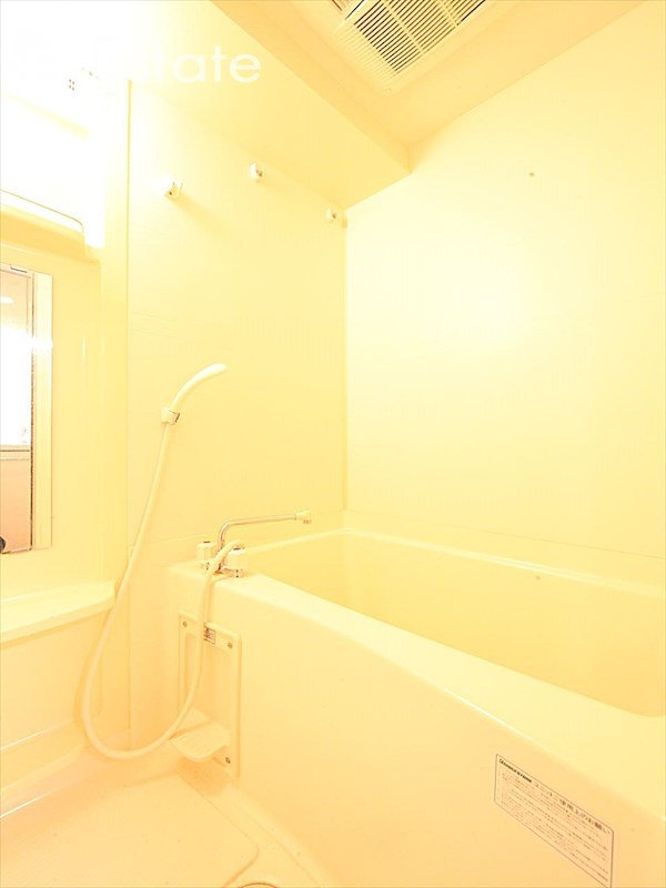 バス・シャワールーム　バスルーム