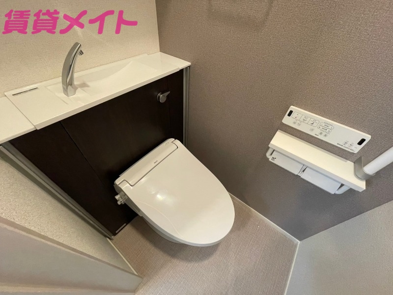 トイレ　同型タイプ画像