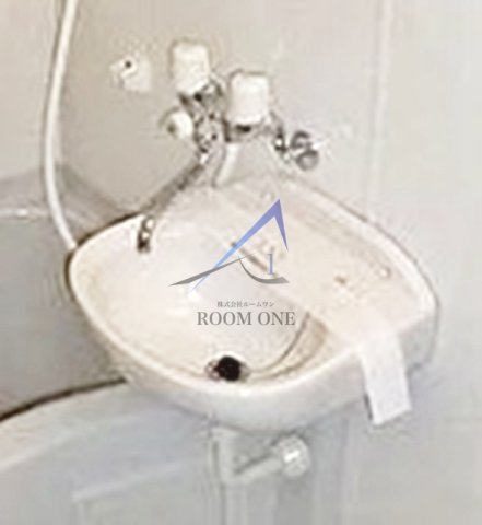 洗面設備　洗面台です。