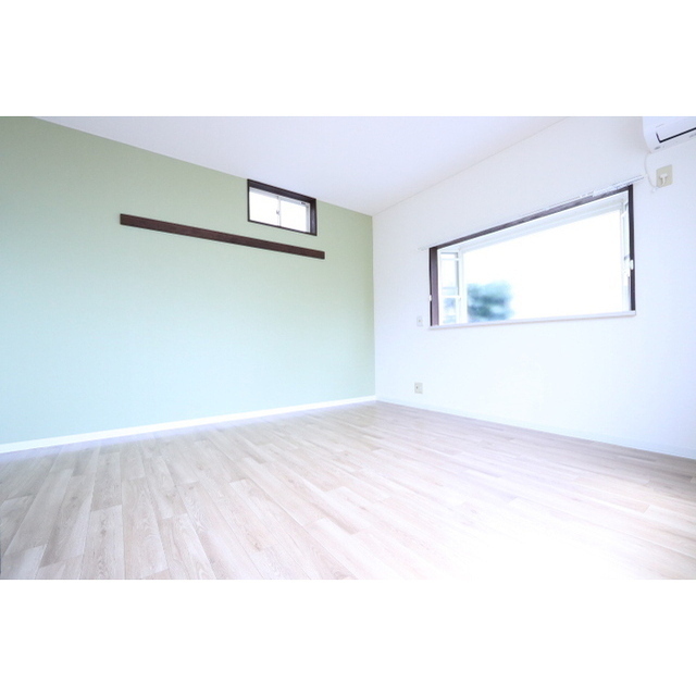 居室・リビング　約６帖の洋室☆