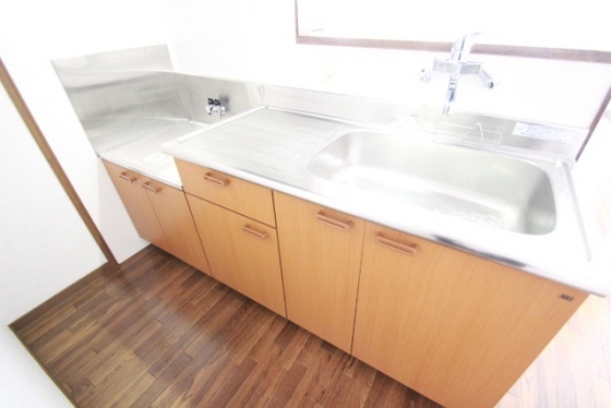 キッチン　※他号室の写真になります