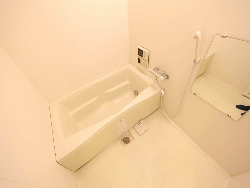 バス・シャワールーム　追い焚き付　浴室ＴＶ付　お風呂