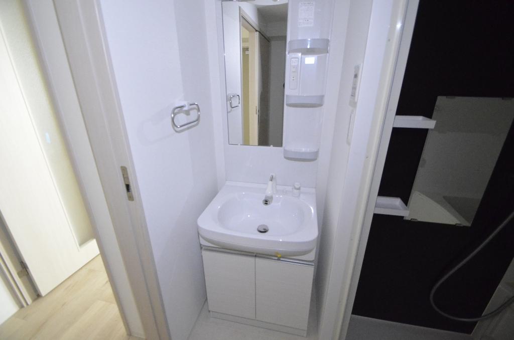 洗面設備　洗髪洗面化粧台