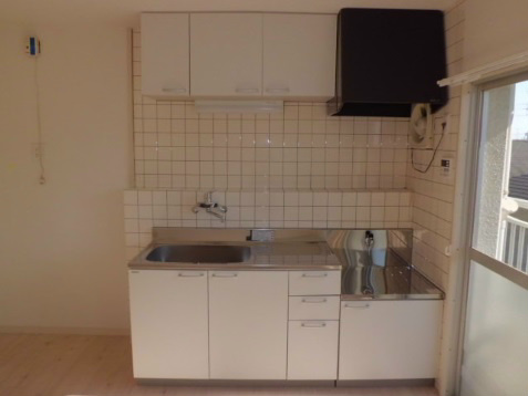 キッチン　※内装はお部屋によって異なる場合がございます。