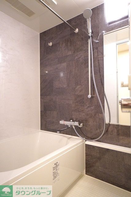 バス・シャワールーム　※写真は同タイプ住戸です。