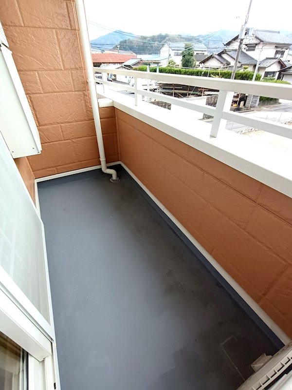 バルコニー　※間取りが反転タイプのお部屋のお写真です。