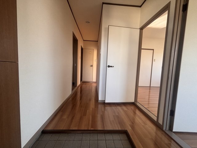 玄関　広く使える玄関です