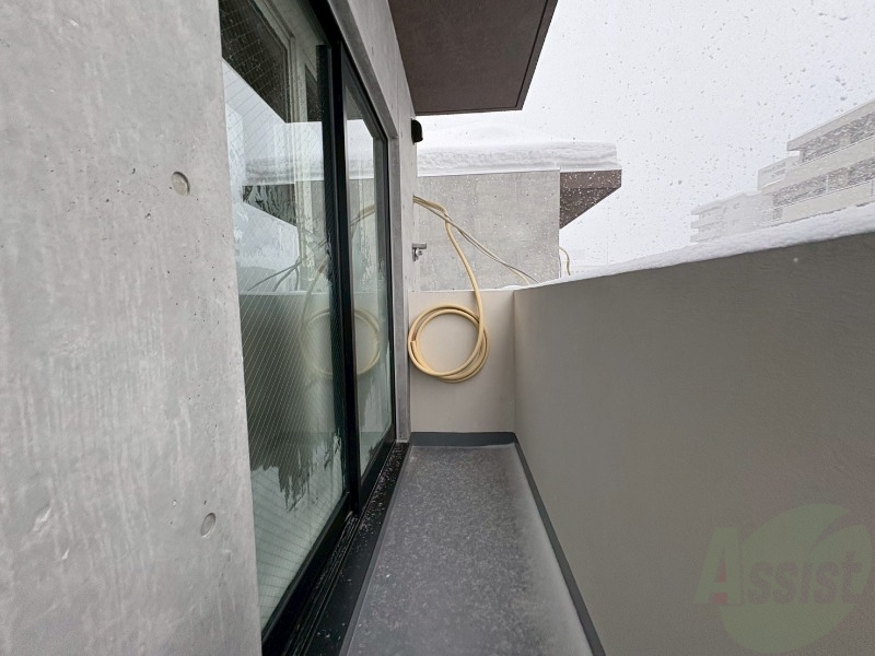 バルコニー　バルコニーです。洗濯物を干したり一息ついたりできますね！