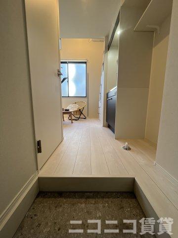 玄関　別号室イメージの為、現状を優先致します。