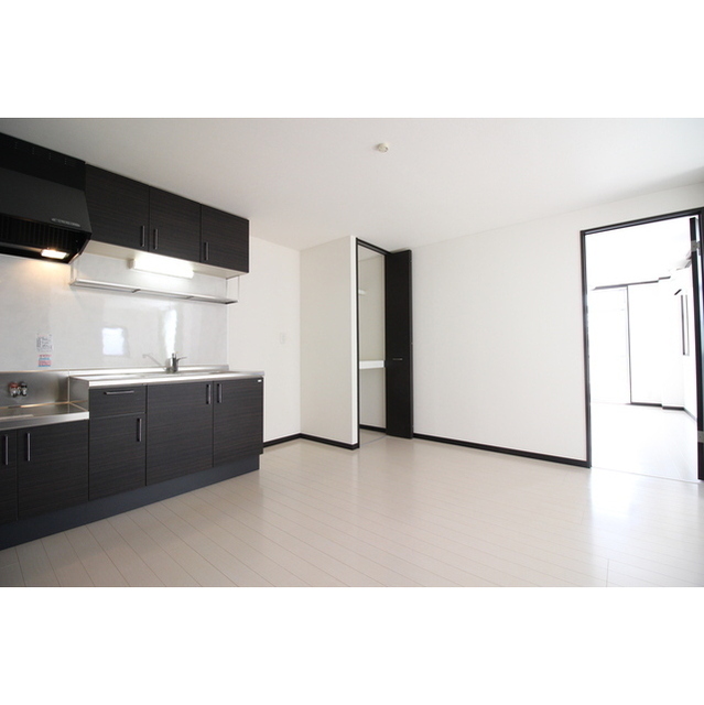 居室・リビング　広々とした居室でゆっくりと過ごせます♪