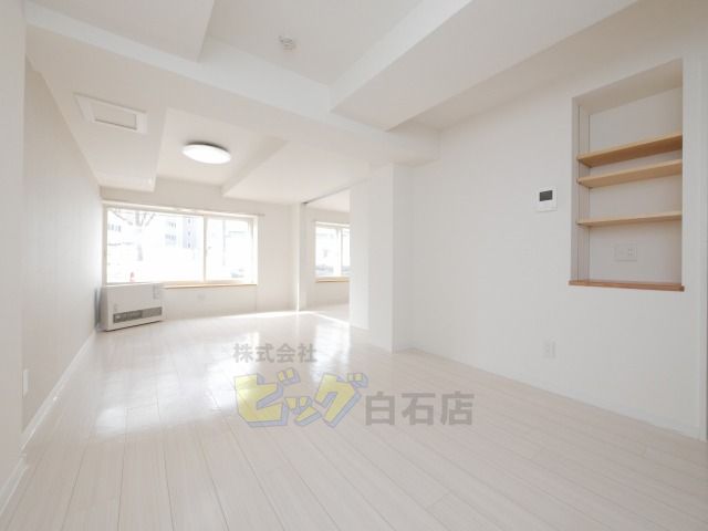 居室・リビング　室内フルリフォーム済みで新築同様です♪