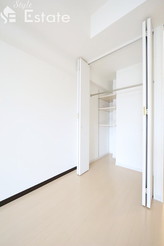 収納　ウォークインクローゼット