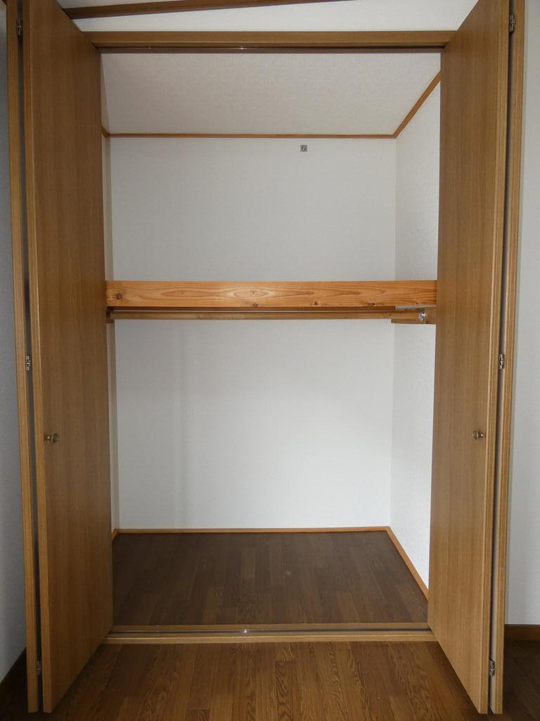 収納　一人暮らしには十分な収納スペース