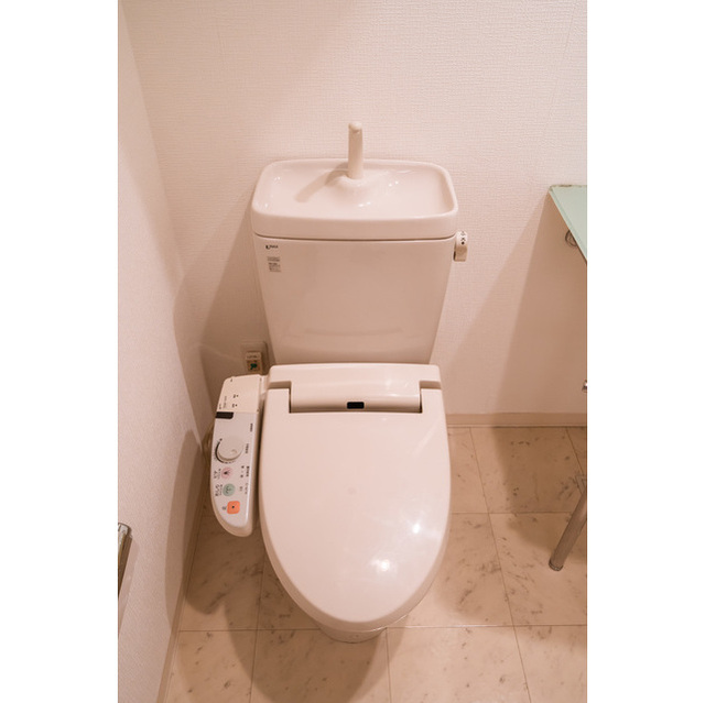 トイレ　コンパクトで使いやすいトイレです