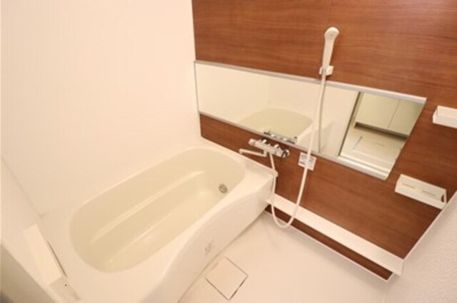 バス・シャワールーム　浴室