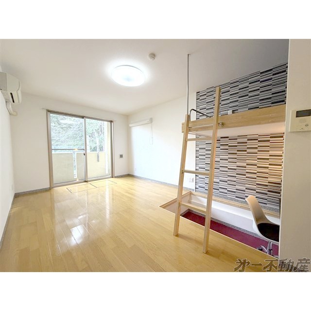 建物外観　洋室