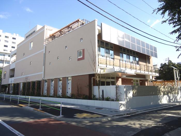 幼稚園・保育園　港区立麻布保育園（幼稚園・保育園）まで366m