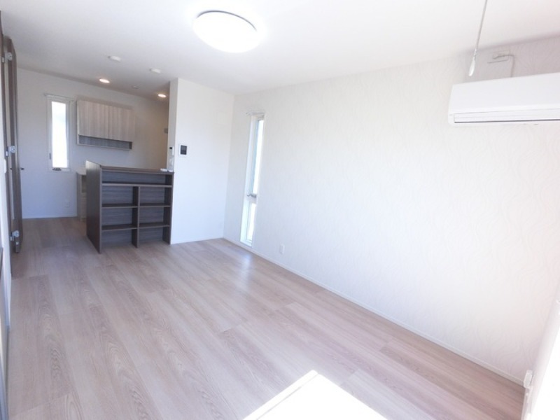 居室・リビング　図面と現状に相違がある場合には現状を優先