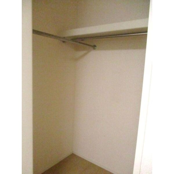 収納　ウォークインクローゼット