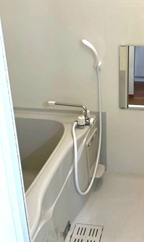 バス・シャワールーム　浴室暖房乾燥機付きのバスルームです♪お風呂に浸かって一日の疲