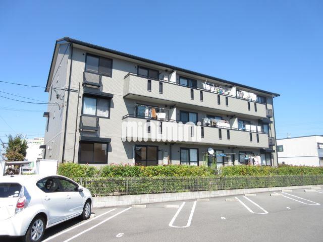 建物外観　日当たりの良い南向き。